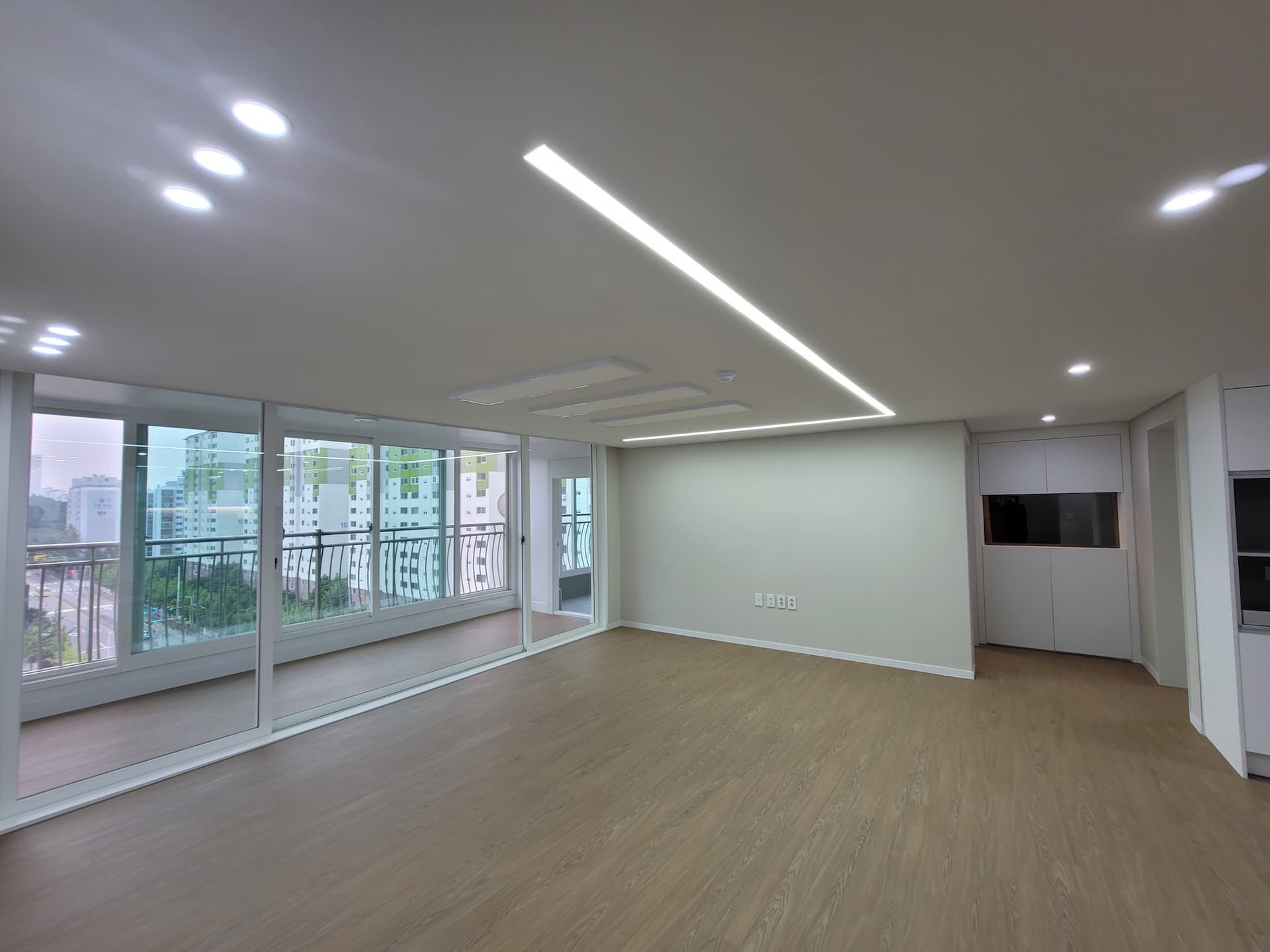 구봉마을 우남퍼스트빌 - 2