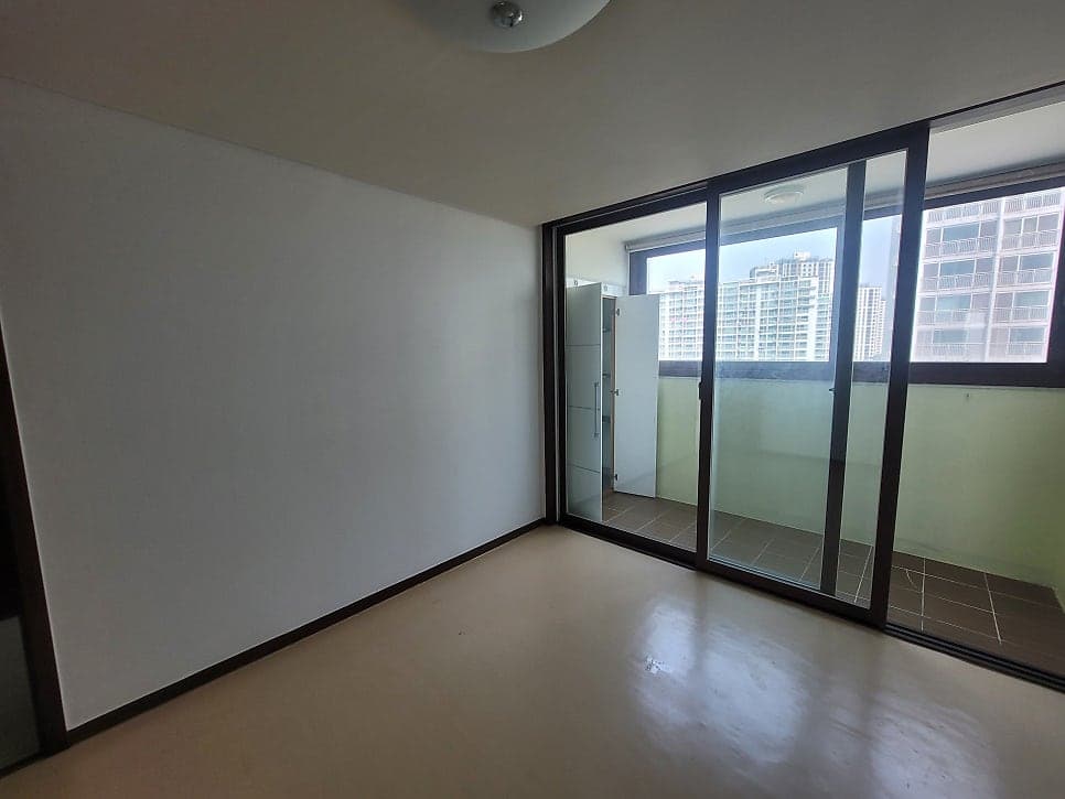 반월동 반달마을 두산위브 - 126