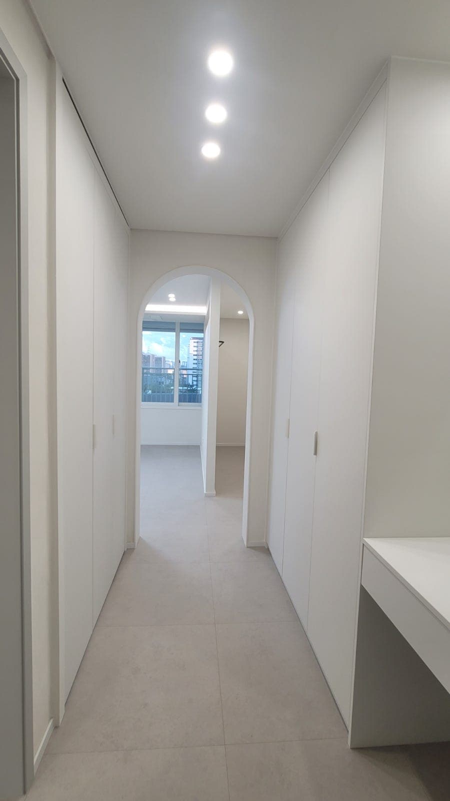 반월동 반달마을 두산위브 - 109