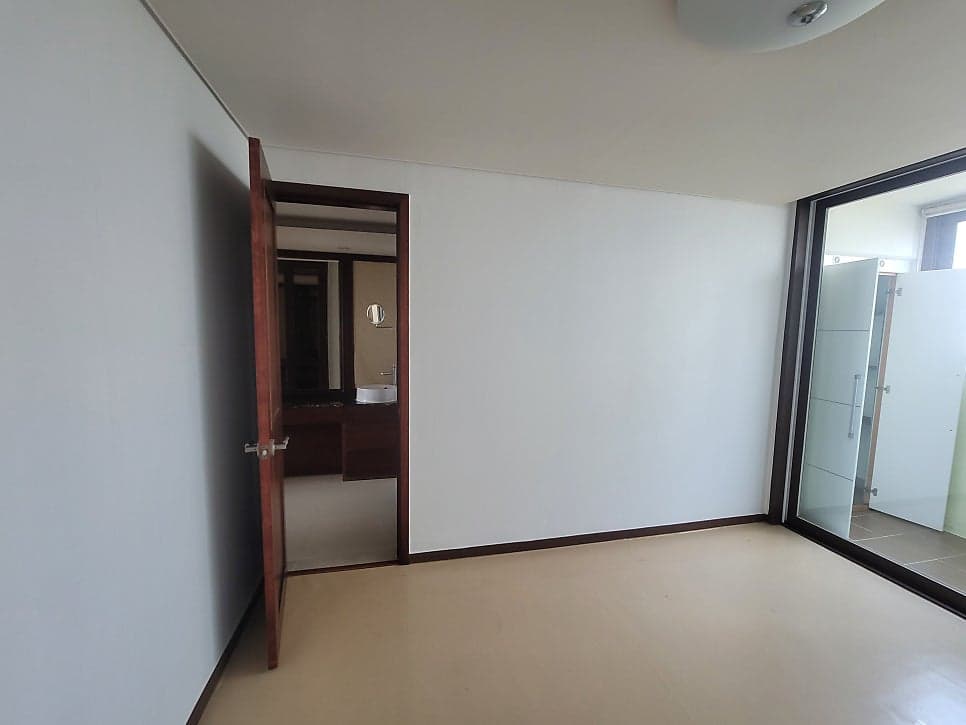 반월동 반달마을 두산위브 - 123