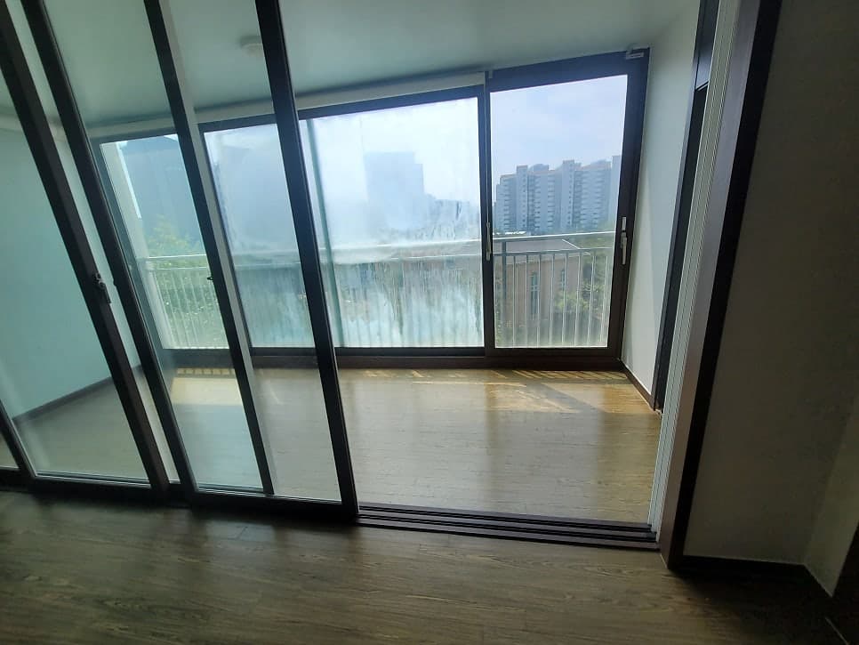 반월동 반달마을 두산위브 - 92